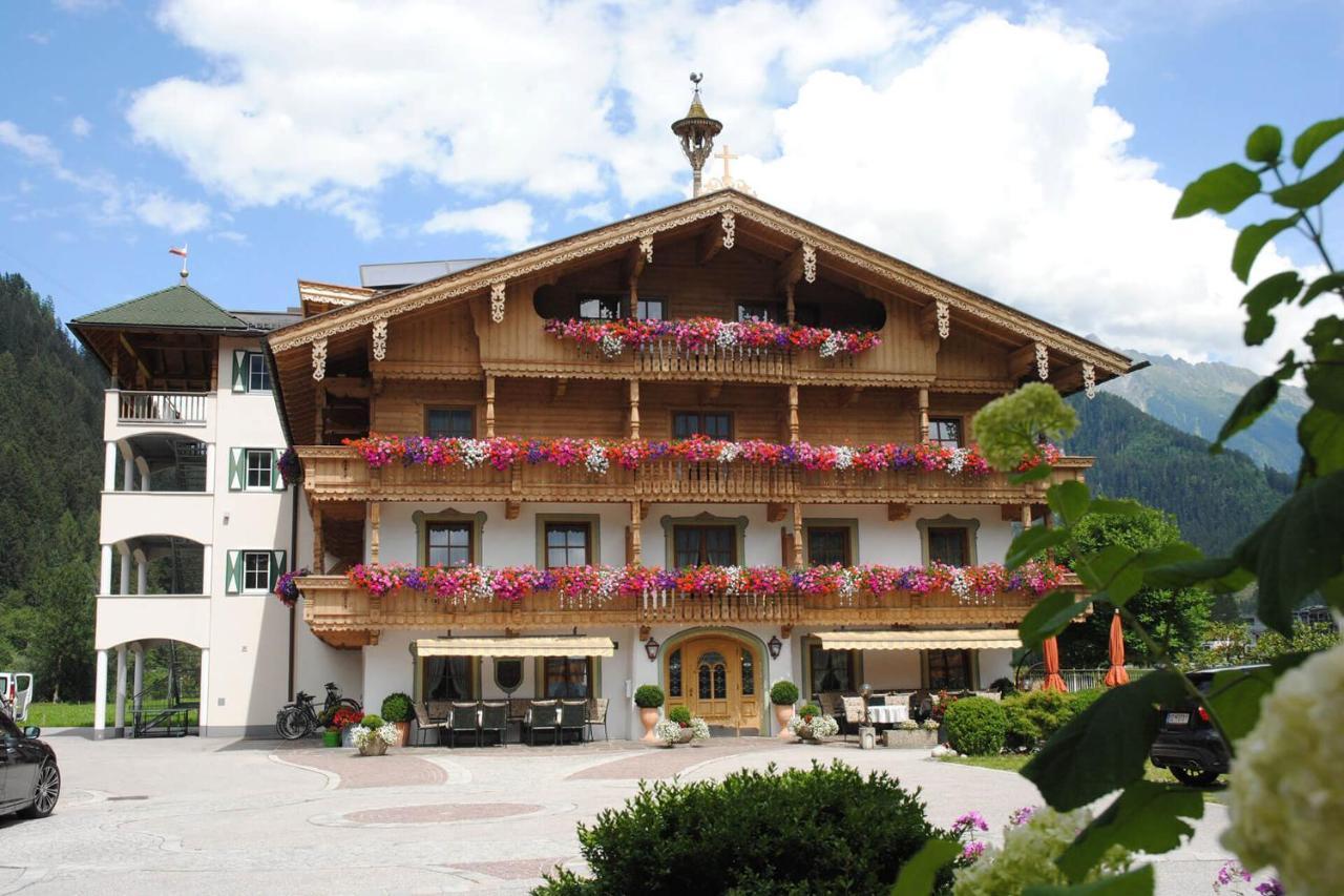 Ferienhof Oblasser Mayrhofen Exterior photo