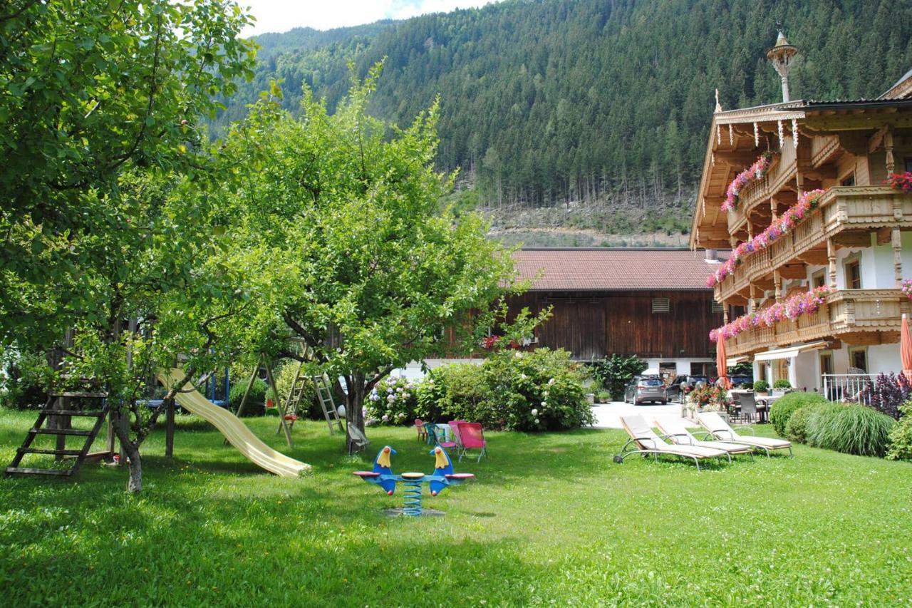 Ferienhof Oblasser Mayrhofen Exterior photo